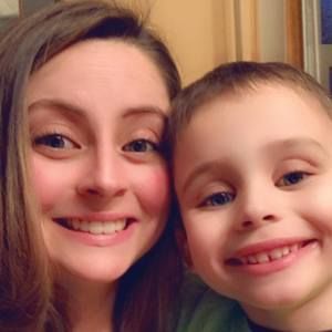 Meet your Posher, Caitlyn